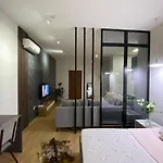 Kristal Center, Studio,near Artificial Daire