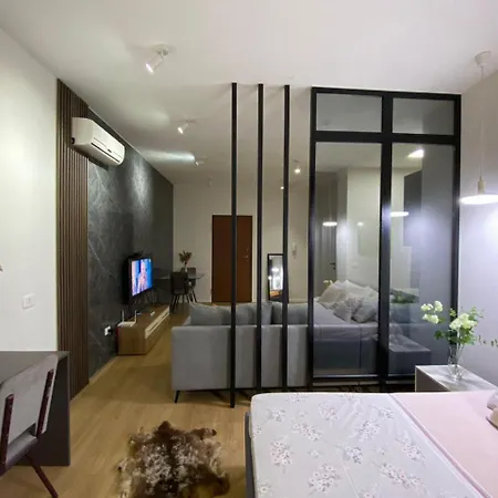 Kristal Center, Studio,near Artificial Apartman